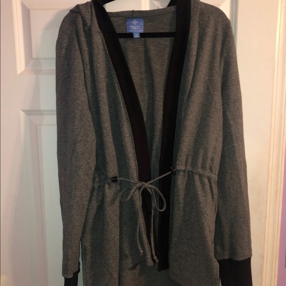 EUC Vera Wang hooded cardigan